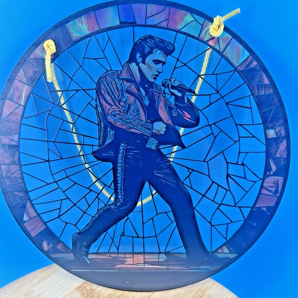 Large Elvis INSPIRED Design Suncatcher/Hanging Window Ornament Christmas Gift - Picture 1 of 7
